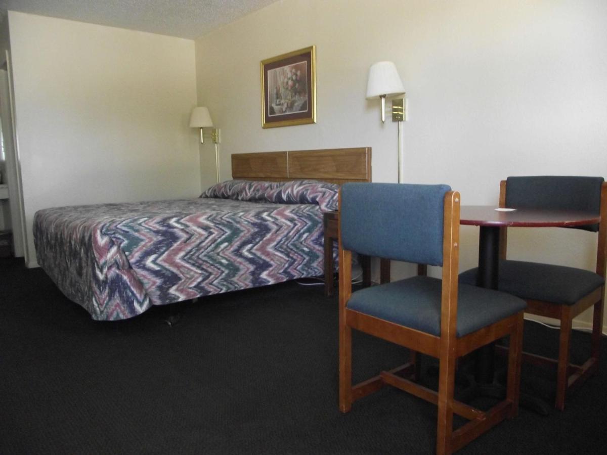 Glen Rose Inn & Suites Dış mekan fotoğraf