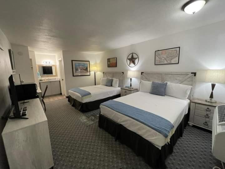 Glen Rose Inn & Suites Dış mekan fotoğraf