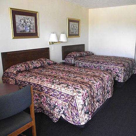 Glen Rose Inn & Suites Oda fotoğraf