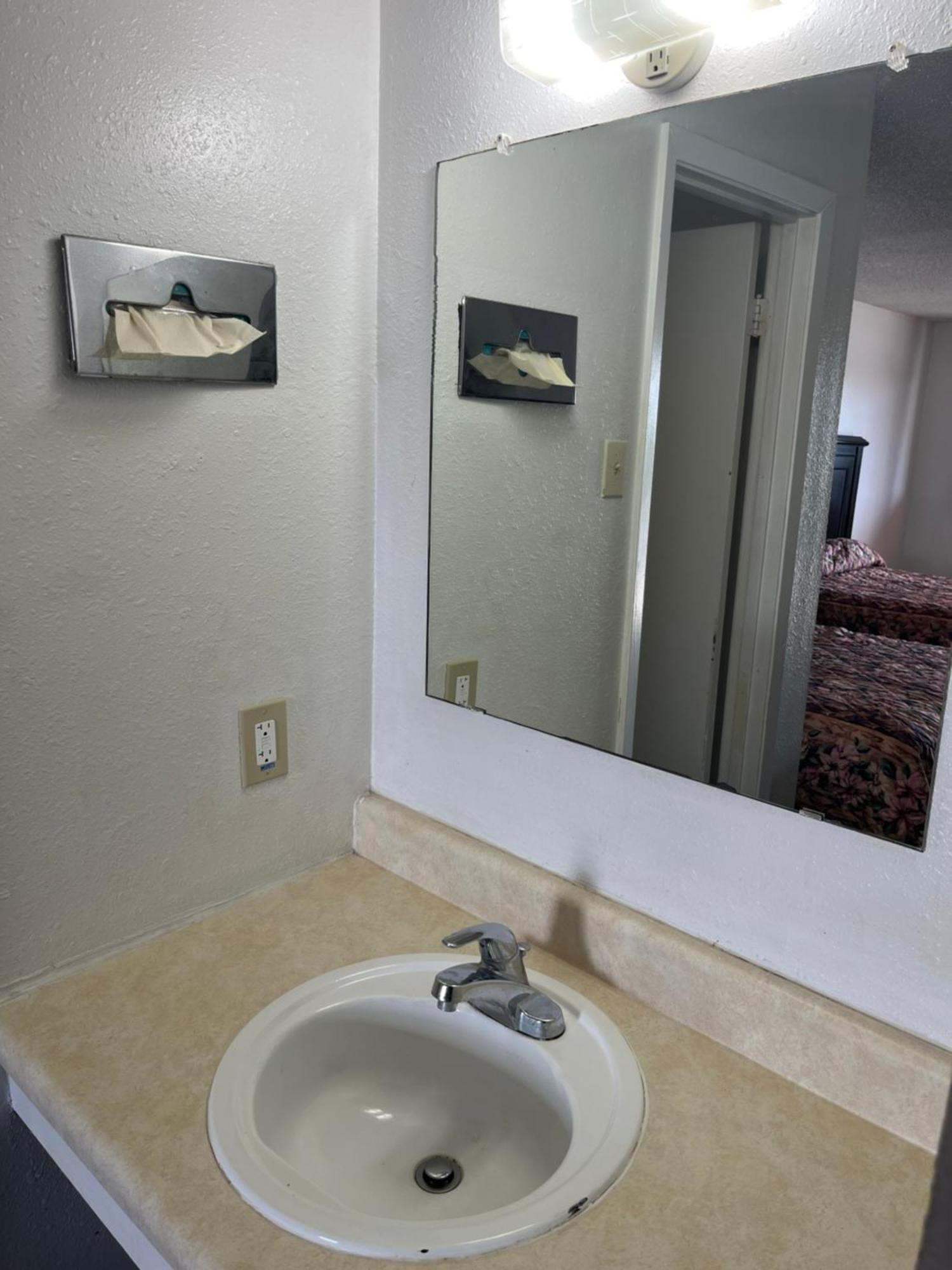 Glen Rose Inn & Suites Oda fotoğraf